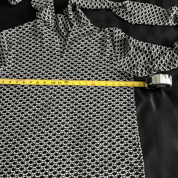 Ann Taylor Tunic/Blouse - Size L -Black and White - Picture 10 of 14